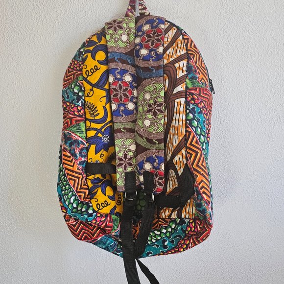 Backpack - Picture 6 of 7